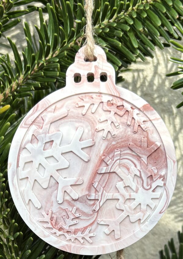 Boule de noël neige